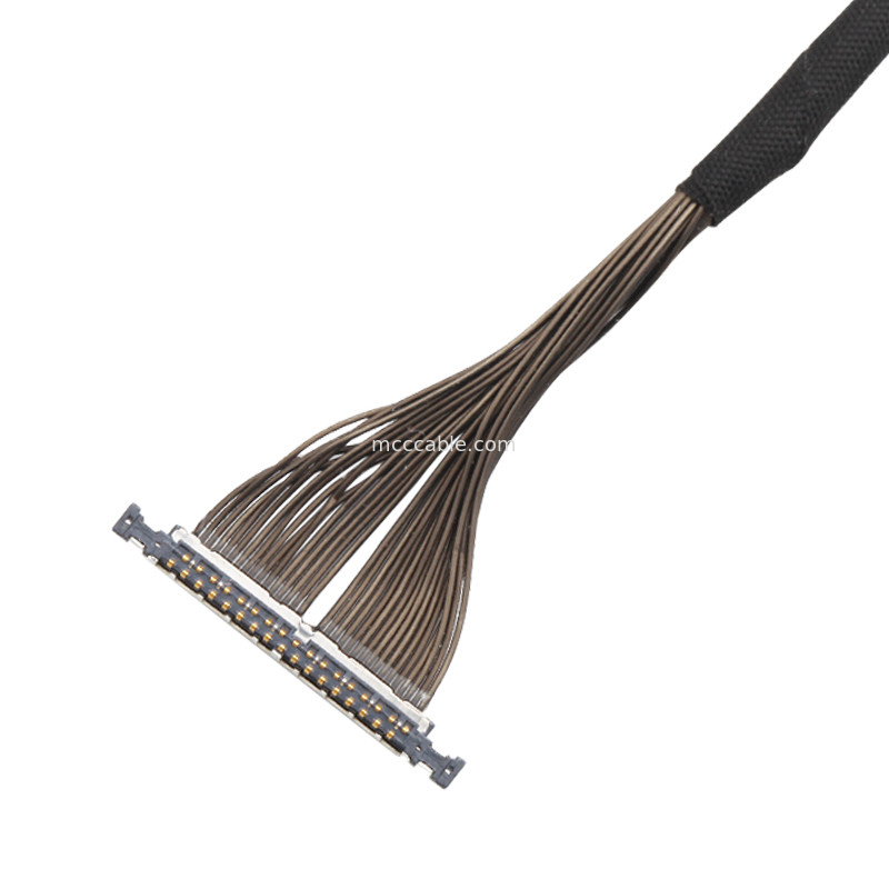 32 Pin Mikro Koaksiyel Kablo 0.3mm Pitch 20496-032T-40 Drone için Lvds Kablo 32P konektör