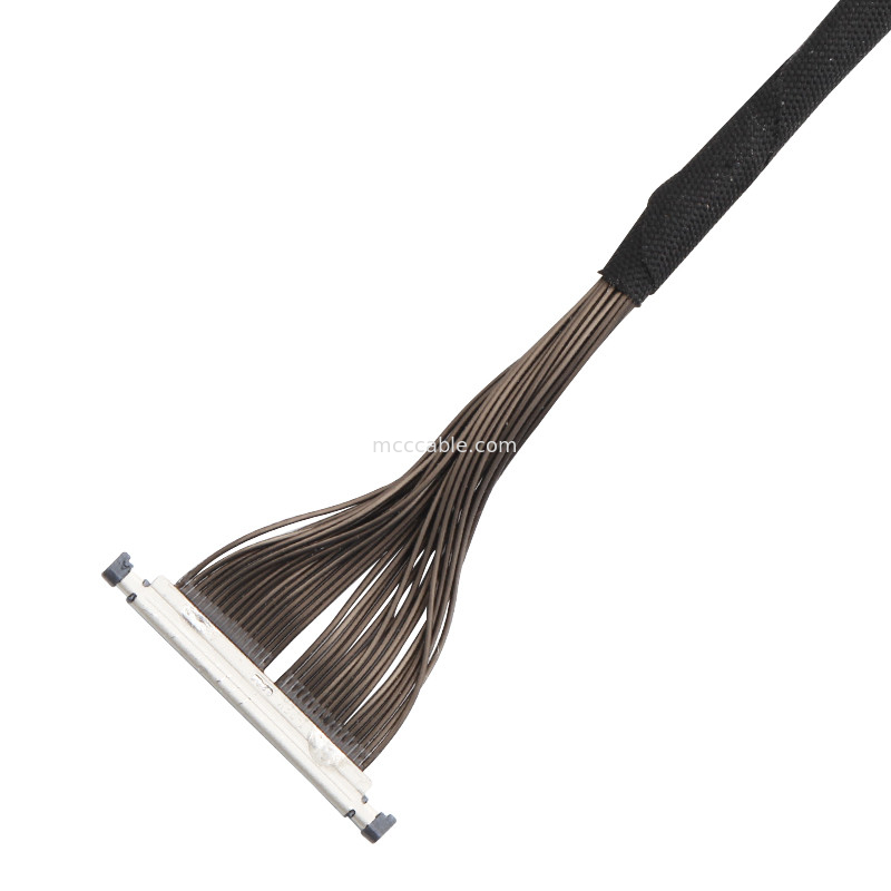 32 Pin Mikro Koaksiyel Kablo 0.3mm Pitch 20496-032T-40 Drone için Lvds Kablo 32P konektör