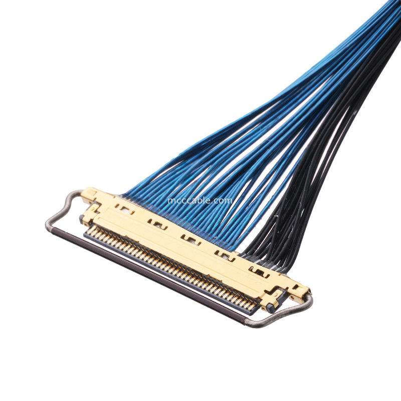 20633-250T-01S 50P 0.4mm pitch Yatay çiftleşme tipi Mekanik kilitli mikro-koaksiyel bağlantı